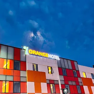 Отель 1 Orange Klia & Klia2, Сепанг